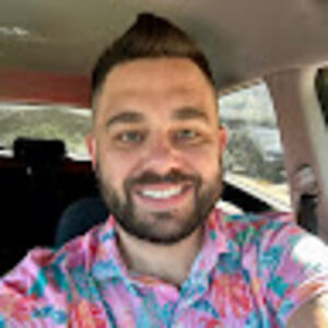 Meet your Posher, Sayres